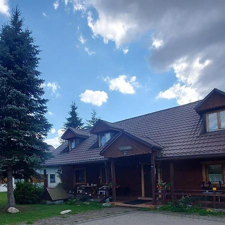 Pokoje Goscinne U Huberta Sablówka Exteriör bild